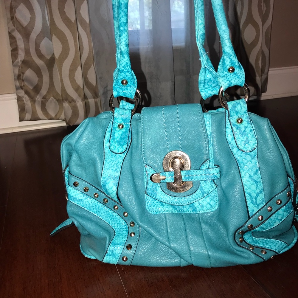 Purse - Picture 2 of 4